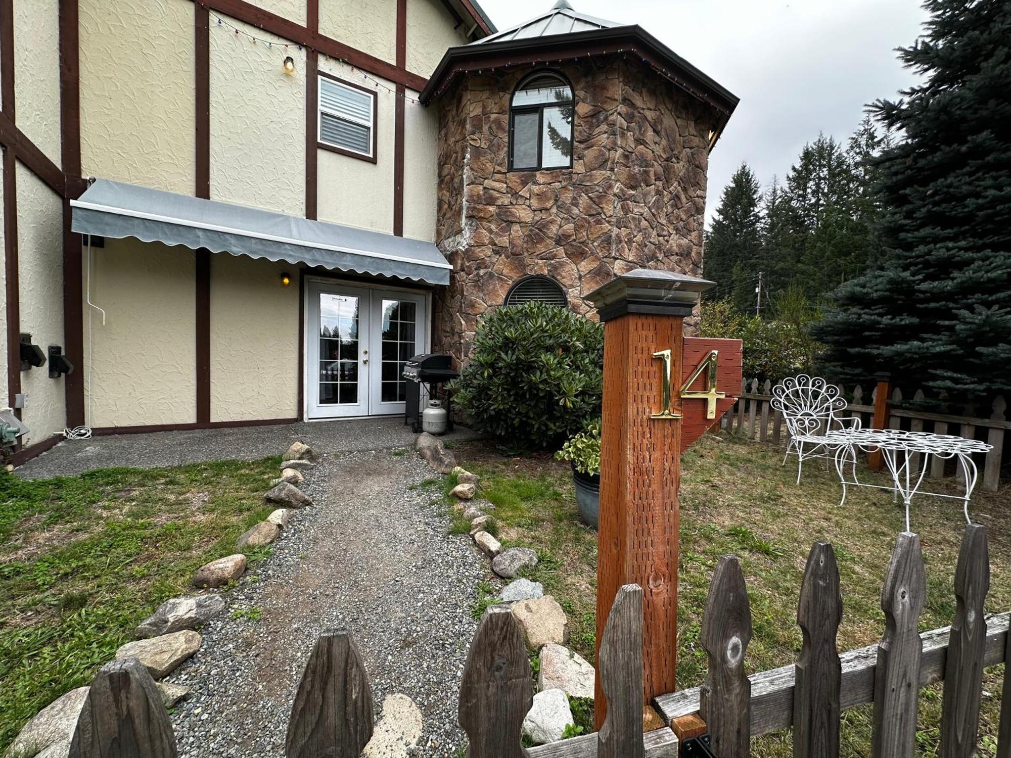 Packwood Lodge & Cabins Exterior photo