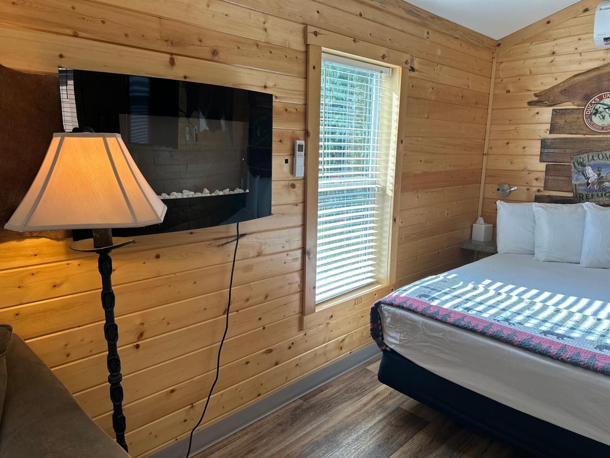 Packwood Lodge & Cabins Room photo