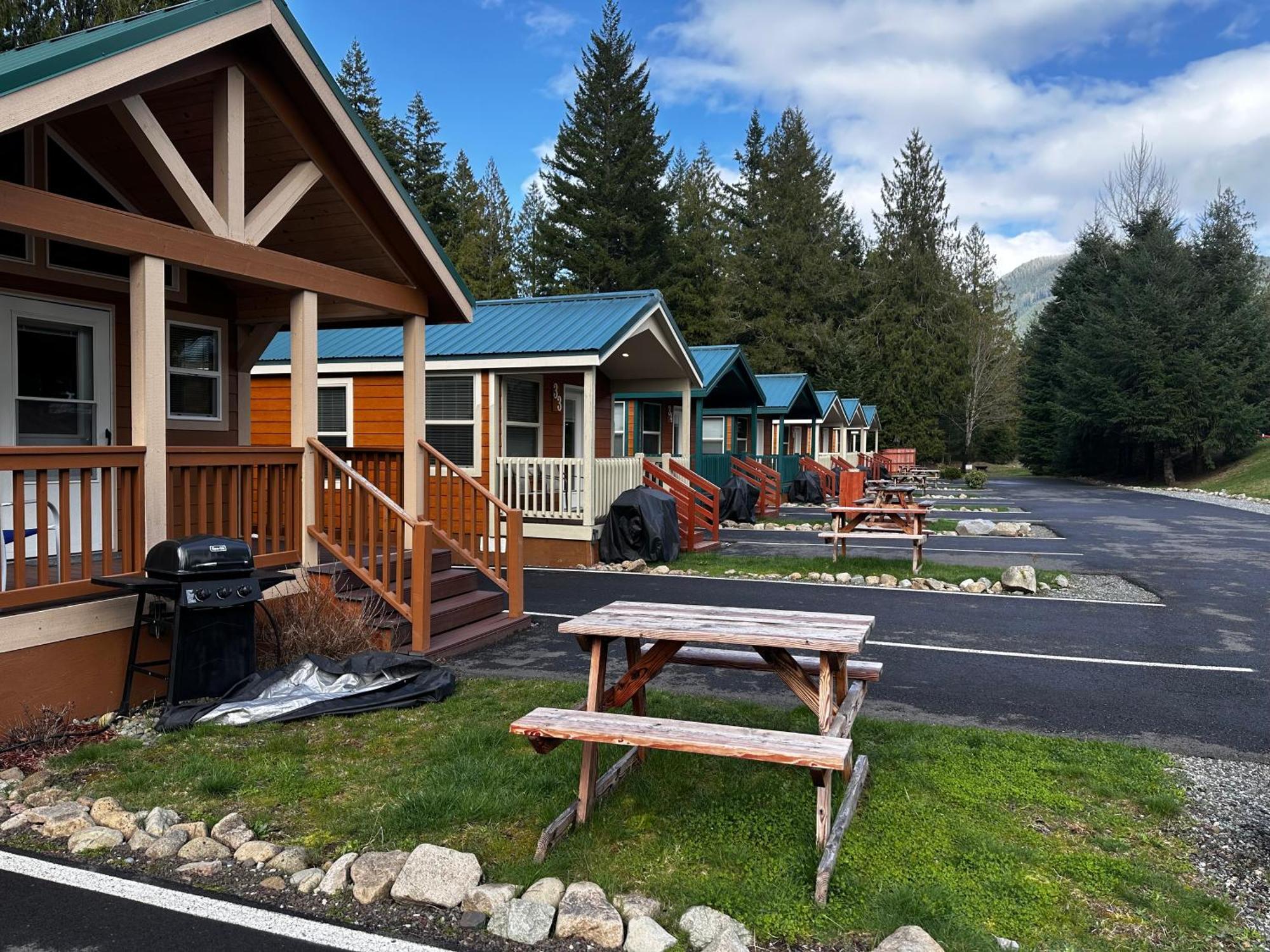Packwood Lodge & Cabins Exterior photo